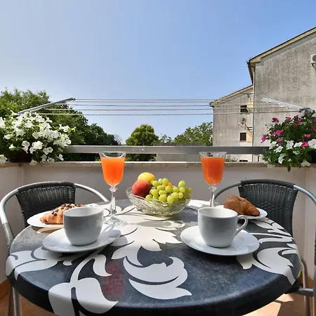 Ingrid Apartamento Vrsar