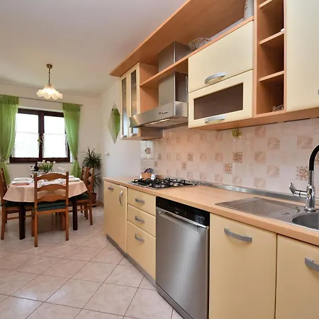 Apartman Ingrid *
