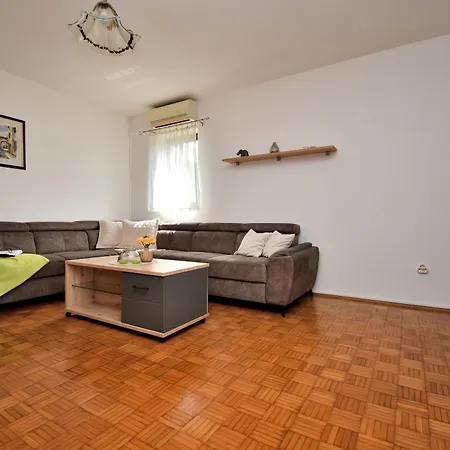 Ingrid Apartman